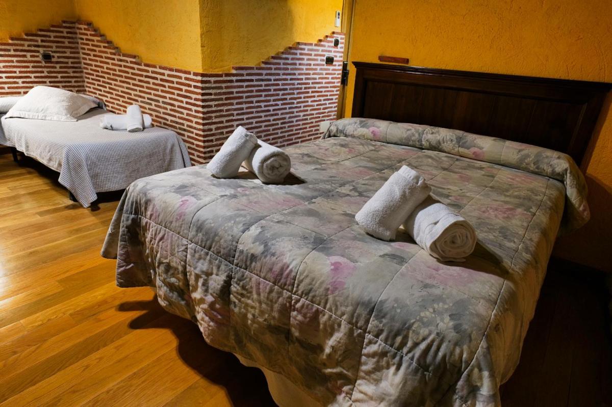 La Sinagoga Guest House Penaranda de Duero Luaran gambar