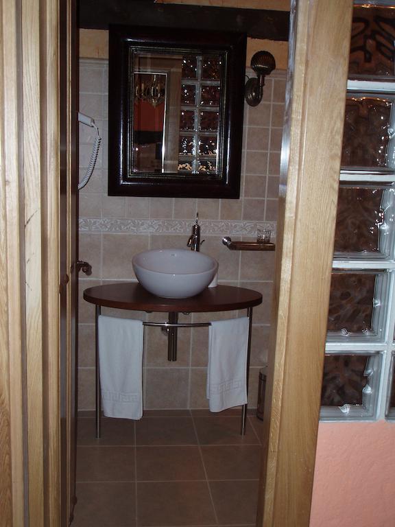 La Sinagoga Guest House Penaranda de Duero Bilik gambar