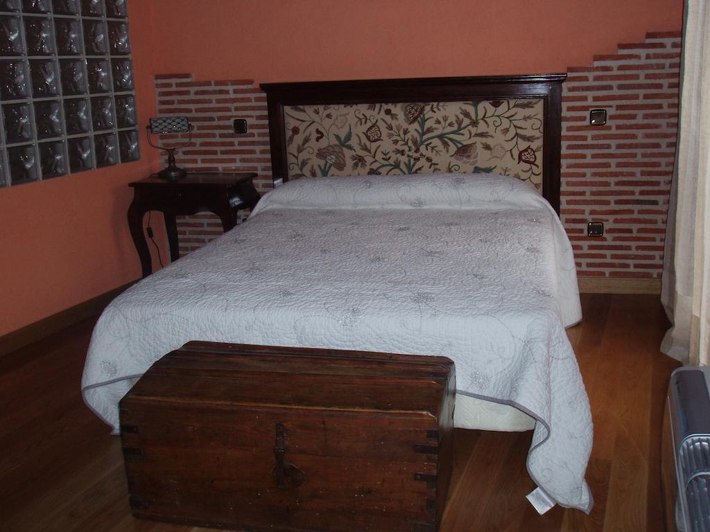 La Sinagoga Guest House Penaranda de Duero Luaran gambar